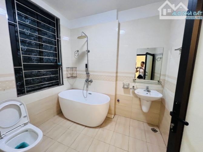 NHÀ PHỐ VŨ TRỌNG PHỤNG - THANH XUÂN - 40Mx6TẪNGMT5.5M - Ô TÔ ĐỖ - KINH DOANH ĐỈNH-GIÁ 13TY - 2