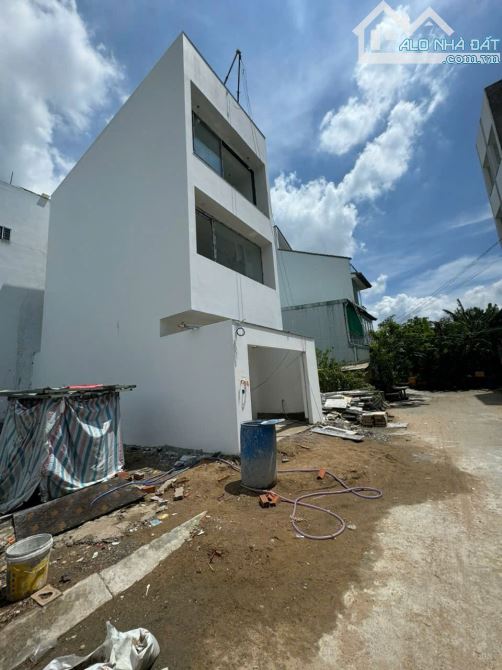 bán đất trung tâm q9 - 52m2 - shr - đường nhựa 7m - chỉ 3,7 tỉ - 2