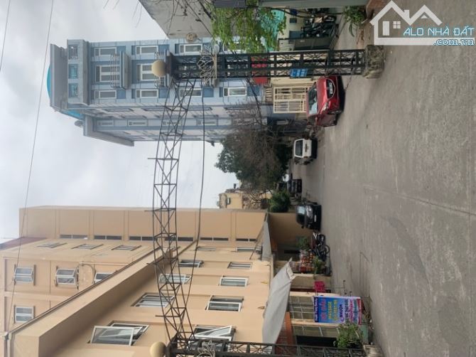 BÁN NHÀ NGUYỄN KHOÁI – HAI BÀ TRƯNG – 90m² – Ô TÔ VÀO NHÀ – 2 MẶT THOÁNG – HƠN 13 TỶ - 2