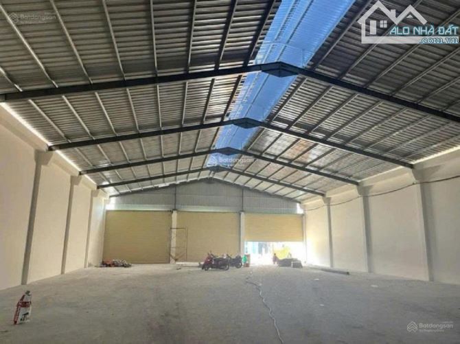 Xưởng cho thuê 1.360m² KCN Tân Bình Trần cao 9m, PCCC vách tường Giá siêu tốt 112.000đ/m² - 2
