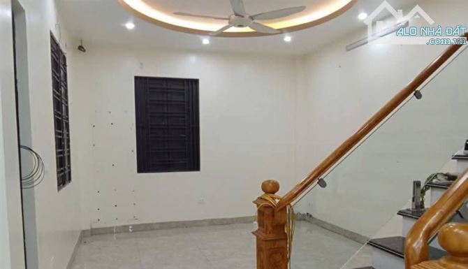 Bán nhà 5 tầng mặt đường Lê Hồng Phong – căn góc 2 mặt thoáng – giá chỉ 15 tỷ - 2