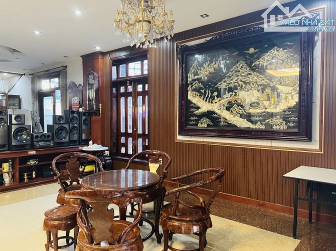 Biệt thự 455 m2 đất ngay cầu Nguyễn Tri Phương, Cẩm lệ chỉ  40 triệu/ m2 - 2