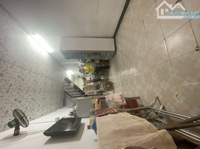 Nhà 2 tầng Lê Văn Linh - 32m2 - cách mặt tiền 20m - Chỉ 4.1 tỷ. - 2