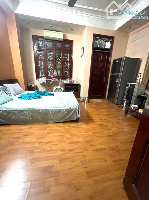 LÒ ĐÚC 12.5 TỶ - LÔ GÓC - 48M - MẶT TIỀN 4.3M - 5 TẦNG DÂN XÂY - 2