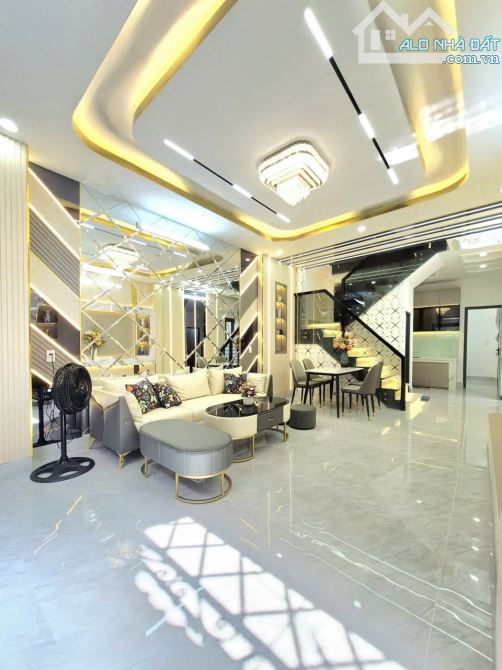 Bán nhà đẹp, nội thất cao cấp Huỳnh Tấn Phát, Nhà Bè, Dt 4x13m, 1 lầu. Giá 4,8 tỷ - 2