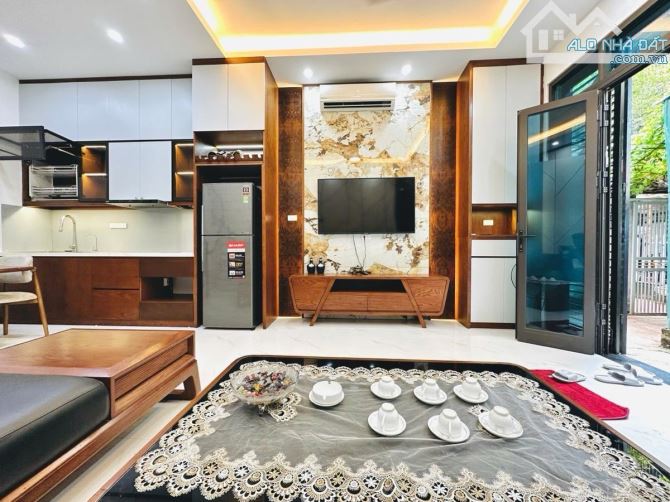 Vip Lô Góc - Nở Hậu Dt 35m - 5 Tầng - MT 4.8m - Giá 9.5 Tỷ - 2