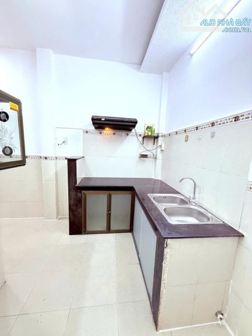 Nhà 2 tầng sàn 40m2, Vuông – Nguyễn Văn Khối QV - 2