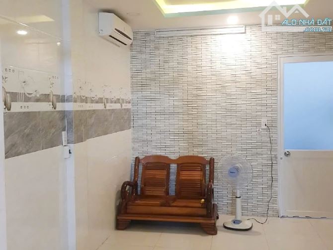 Bán nhà Quận 5 – 1 lầu, 2 mặt hẻm Cao Đạt - 2