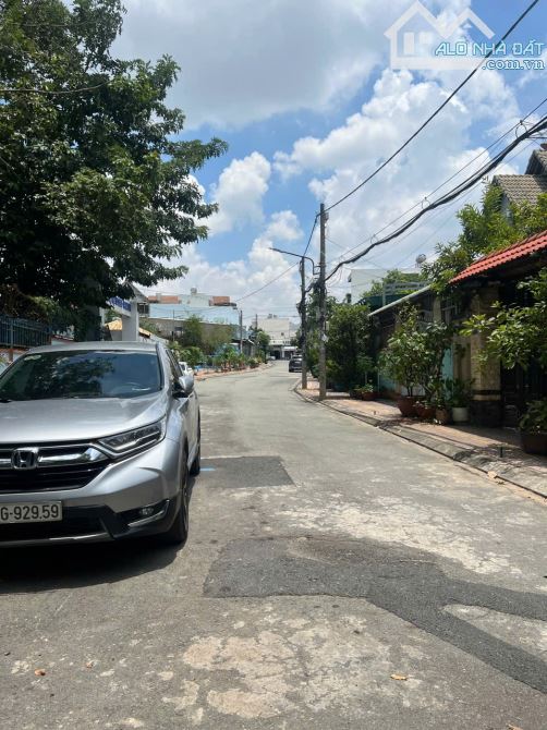 Nhà đẹp 186m2 - c4 chia 3 căn cho thuê - trung tâm quận 9 - 6.3 tỉ - 2