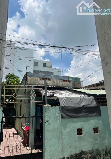 bán nhà c4 - ngay đại học tài chính - ngang 6 - dt 130m2 chỉ 8.3 tỉ - 2