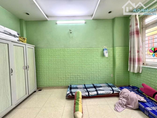 NHÀ HIẾM , TRẦN PHÚ QUẬN 5, CẠNH KHU ĐẠI THẾ GIỚI, GIÁ 7,9 TỶ - 2