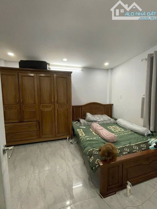 Bán Gấp Nhà 55m² Thuận Quận 7 - Vị Trí Đẹp, Tiện Ích Vượt Trội - Giá Tốt Nhất T - 2