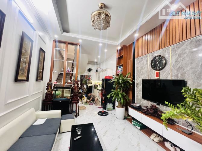 NHÀ THỤY KHUÊ 30M*5T*MT 4M, NGÕ THÔNG, GẦN HỒ TÂY, NHÀ ĐẸP Ở NGAY, 2 MẶT THOÁNG - 6.7 TỶ - 2