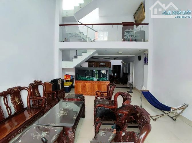 NGỘP NGÂN HÀNG BÁN GẤP TRONG THÁNG – NGHĨA PHÁT – 12x18.34 – 2 TẦNG – 23 TỶ - 2