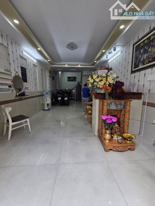 Bán nhà sổ riêng, phan xích long, 6 tầng, 7 pn - 2