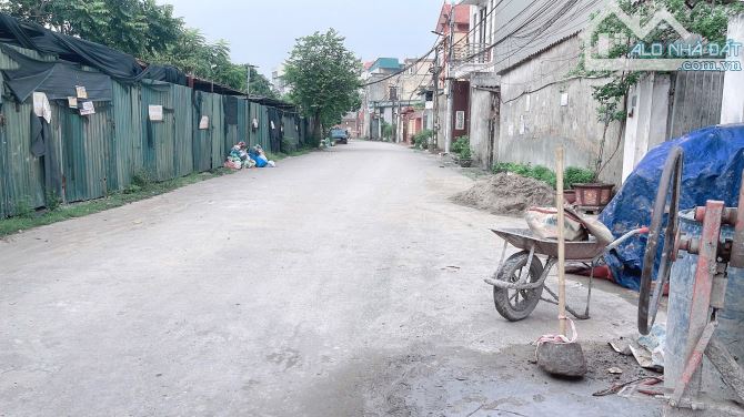 Thiên Biểu -Thôn Bầu -Thiên Lộc-Hà Nội 85m /8,5 tỷ. Ô tô tải chạy vòng quanh - 2