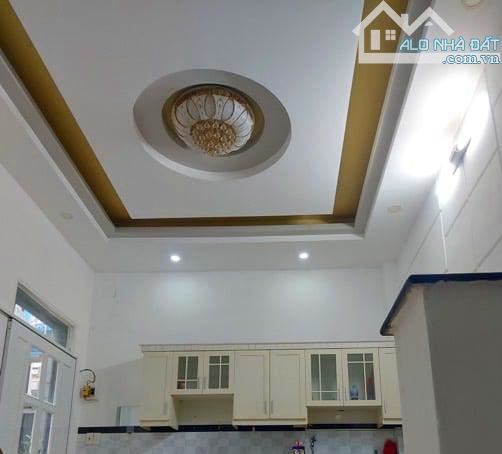 Chỉ 4 tỷ hơn có nhà mới 4 tầng lô góc Lê Văn Sỹ, Trần Quang Diệu Q.3, sát hẻm xe hơi. - 2