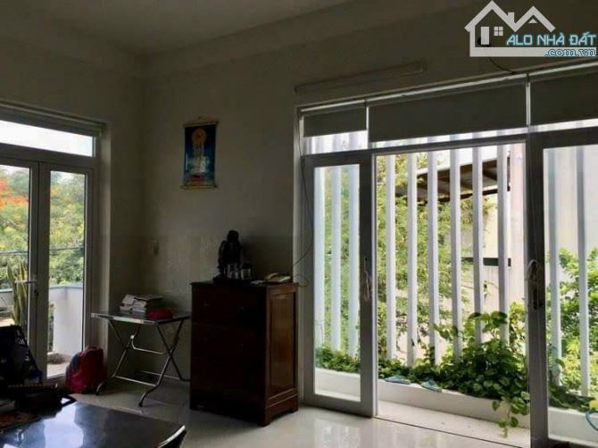 💥Nhà căn góc 2 mặt tiền Lý Tự Trọng ( 5x20 ) giá 7.8 tỷ. Nhà trung tâm biển Tuy Hoà - 2