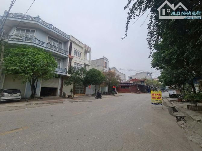 Bán lô đất nhìn vườn hoa Hòa Đình, Bắc Ninh Làn 2 đường Nguyễn Cao kéo dài / 80m2 mt 4,8m - 2