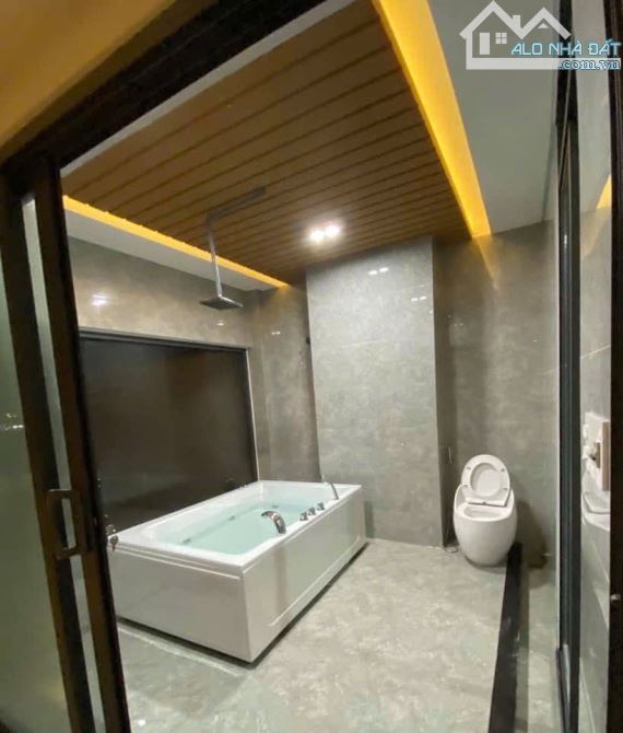 Cần bán gấp căn nhà 3 tầng ở đường Trần Lê, Hòa xuân, Cẩm Lệ, Đà Nẵng - 2