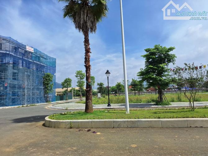 Cần bán lô đất đấu gía LK8.21 thuộc dãy liền kề 8 - 2