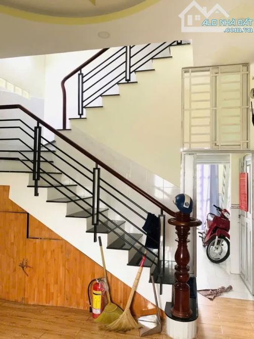 Nhà ngang 8m Q.Tân Phú, 73m2, 3 Tầng, 6PN, Vừa Ở Vừa Cho Thuê, 7.7 Tỷ - 2