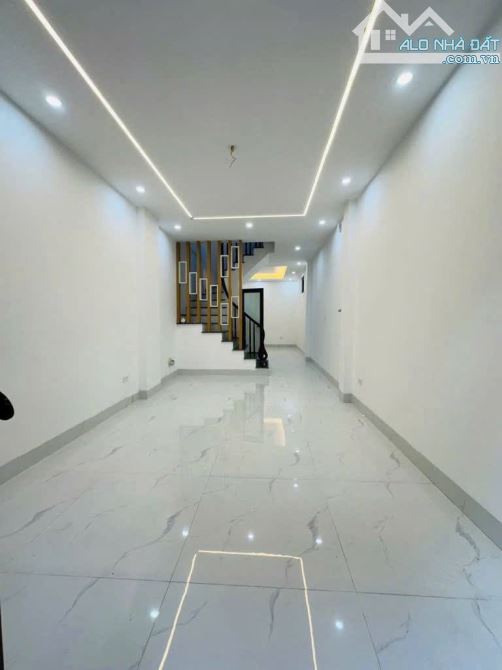 Bán nhà Xuân Đỉnh, 10m ô tô, sát phố, nội thất xịn sò, 61m2, 14.3 tỷ. - 2