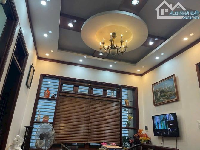 Bán căn nhà MP khu Đông Ngô Quyền, ph Lê Thanh Nghị, TP HP mới, 158m2, mt 9m, vị trí vip - 2