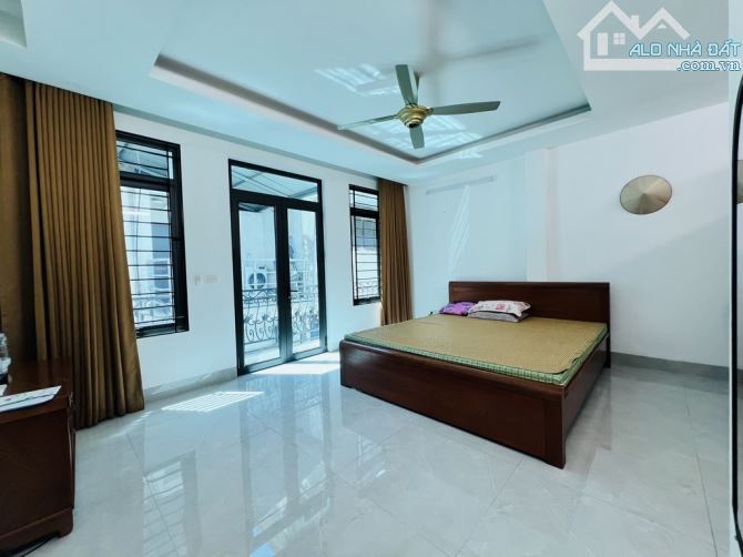 Nhà đẹp Khương Trung – 42m² – 5 tầng – MT 5.5m – Ô tô vào nhà 🚗🏠 - 2