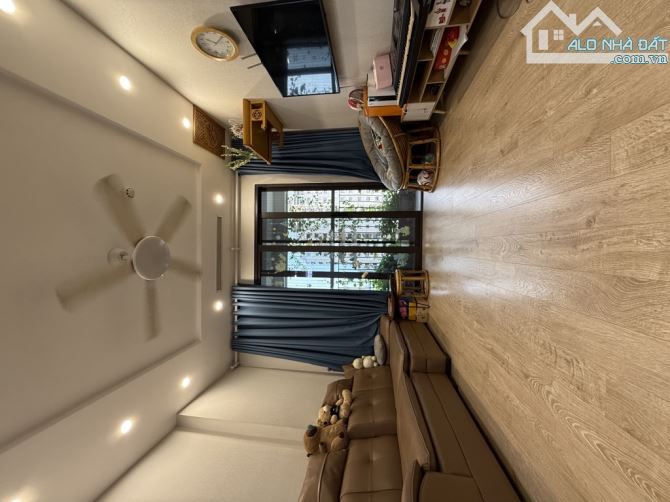SIÊU PHẨM CHUNG CƯ FLORENCE 80M2 – VIEW ĐẸP – SỔ SẴN – FULL ĐỒ XỊN - TẦNG ĐẸP CẢ TÒA - 2
