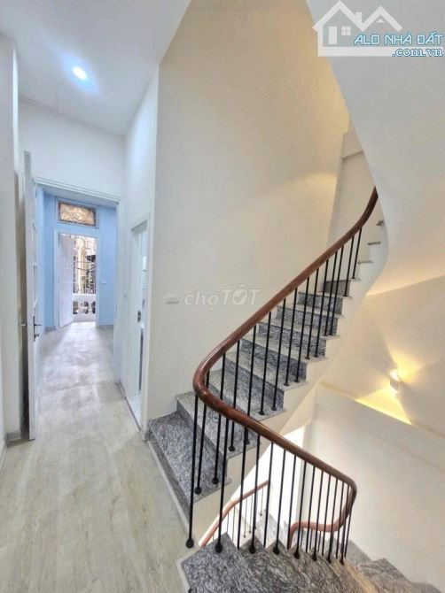 Cho thuê nhà mặt ngõ 114 Vũ Trọng Phụng, Thanh Xuân. DT 45m x 4 tầng, gồm 4 ngủ + 3 vs, - 2