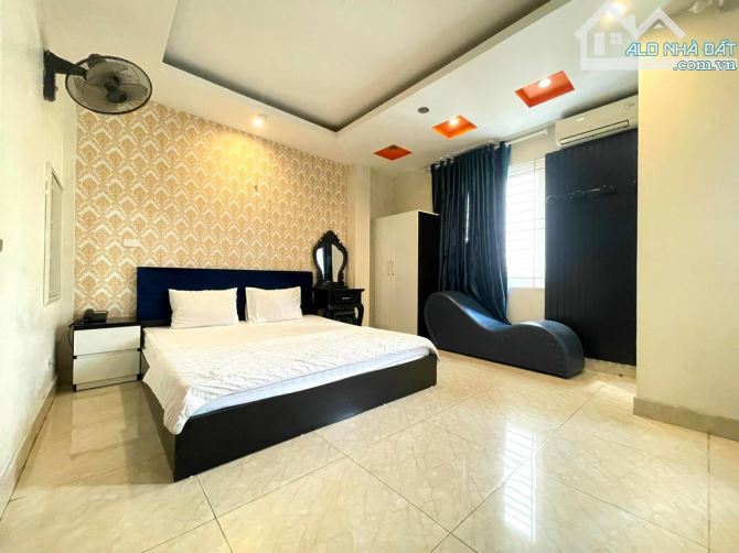 CỰC HIẾM !!BÁN KS MẶT PHỐ HOÀNG CẦU 65M THANG MÁY Ô TÔ NHỈNH KINH DOANH 24 TỶ - 2