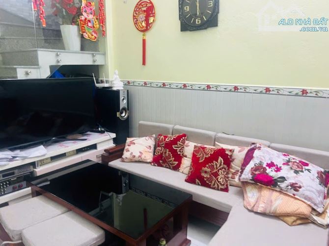Bán nhà 2 tầng Kiệt Đinh Thị Hòa An Hải Bắc Đà nẵng 43m2 ngang 4m vuông vức - 2