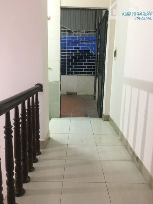 Cho thuê nhà ngõ 750 Kim Giang, Xã Thanh Liệt, Thanh Trì. DT 42m2 4 tầng, giá 12tr - 2