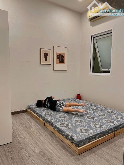 Cho thuê nhà riêng ngõ 166 Bà Triệu, Hai Bà Trưng DT 18m 3 tầng, giá 8tr - 2