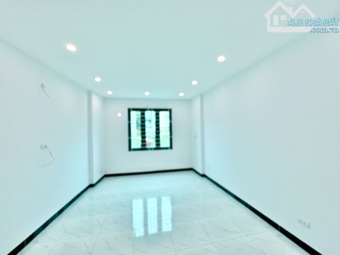 BÁN NHÀ MỚI 5 TẦNG 33M TẠI PHỤNG CHÂU - 2