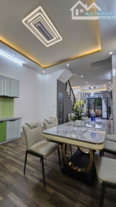 MẶT TIỀN XE HƠI 10 M NGANG 4.2 X14  BÊ TÔNG 4 TẤM CÓ 5 TỶ - 27
