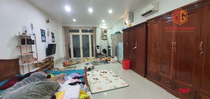 Nhà mặt phố đường N1 khu dân cư D2D giá cực tốt chỉ 13,5 tỷ - 3