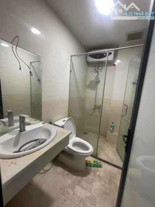 SIÊU PHẨM THẠCH BÀN  – LÔ GÓC  NHÀ ĐẸP 5 TẦNG – NỞ HẬU – NỘI THẤT CƠ BẢN - 10M RA OTO - 3