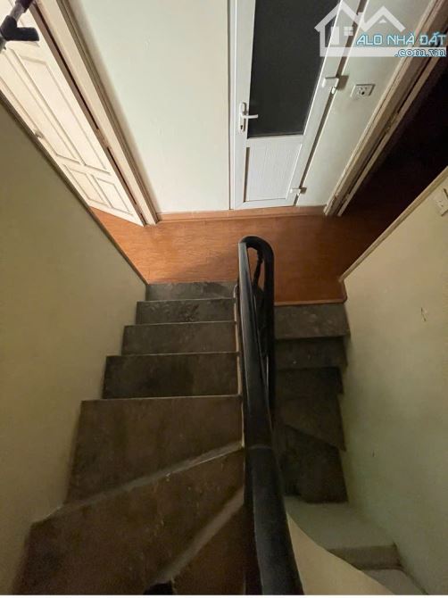 Bán nhà Ô Chợ Dừa, 61m2, MT 4,9m, oto, kinh doanh nhỏ, 17,9 tỷ - 3