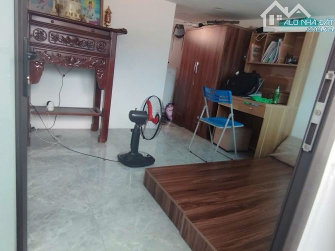 BÙI XƯƠNG TRẠCH – Ô TÔ ĐỖ CỔNG – ĐỦ CÔNG NĂNG - 2.35 tỷ - 3
