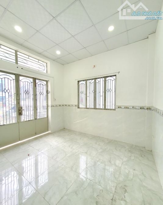 Ngang 7,4m - Cao Thắng Q.10 - Nhà Chính Chủ - Vô Ở Liền - Chỉ Nhỉnh 6 Tỷ - 3