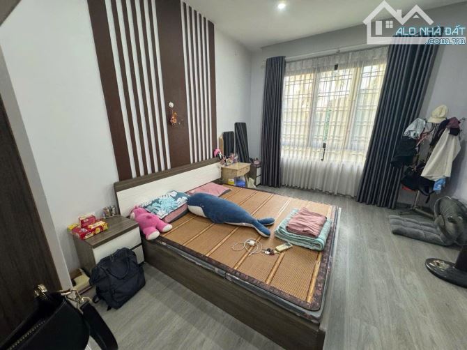 BÁN NHÀ CỔ NHUẾ - DÂN XÂY - Ô TÔ ĐỖ CỬA - DT: 25M2, 4 TẦNG, MT 3.9M - GIÁ 6.9 TỶ - 3