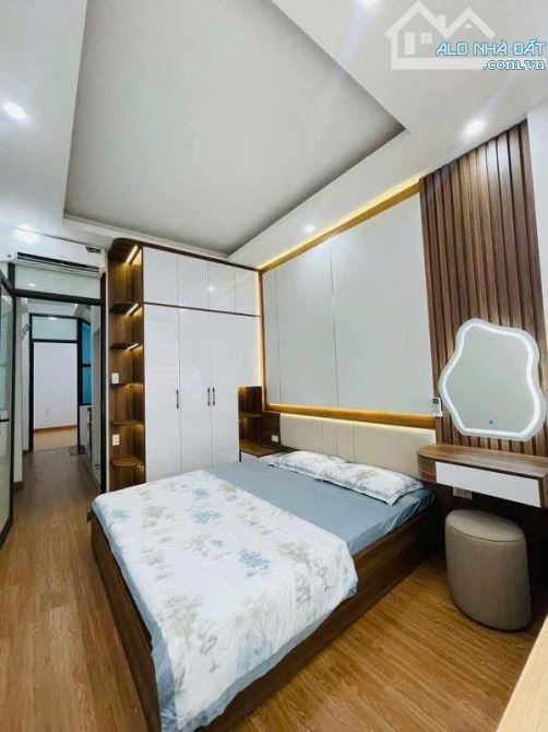 CHÍNH CHỦ TÔI CẦN BÁN CĂN NHÀ 42M2 TẠI ĐƯỜNG NGUYỄN CẢNH DỊ -PHỐ ĐẠI TỪ LÔ GÓC THOÁNG SÁNG - 3