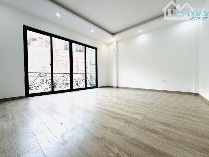 Bán nhà phố trương định 38m2 6 tầng xây mới  – view thoáng  - giá 7.5 tỷ - 3