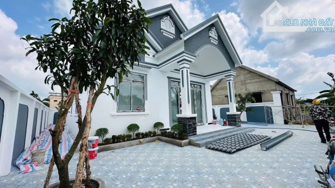 ANH EM GỬI BÁN 3 CĂN BIỆT THỰ GIÁ CHỈ 3,6 TỶ - 3