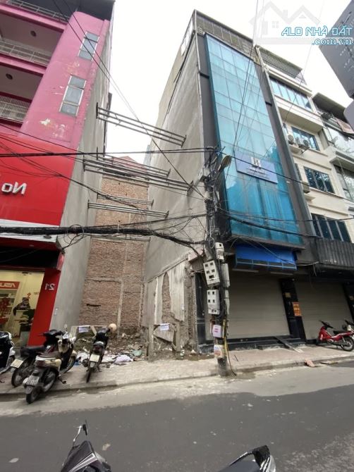 BÁN ĐẤT THÁI HÀ ĐỐNG ĐA, 53m2, mặt tiền 5.3m, phân lô , ô tô tránh, giá 23.3 tỷ - 3