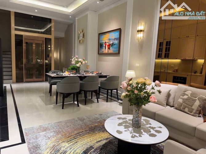 Bán nhà Phố Đàm Quang Trung,DT 45m2 ,MT 4.2m,Xây 8 Tầng,Giá 18.6 tỷ ,Ô tô tránh - Nhà đẹp - 3