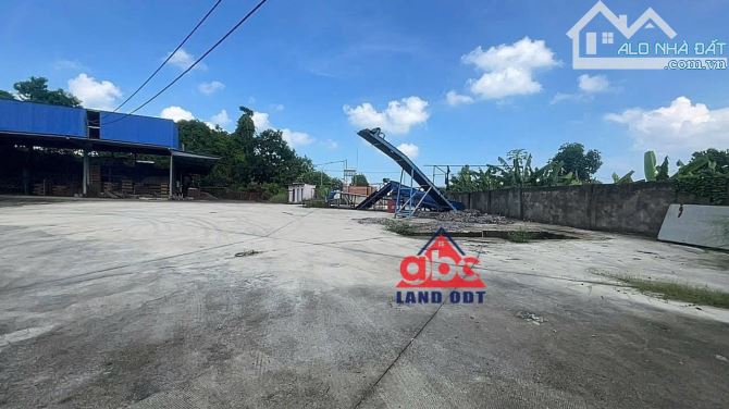 Chuyển nhượng nhà xưởng với diện tích 9.900m2 .... Chủ cần bán gấp hạ 10tỷ ( giá cũ 35ty) - 3