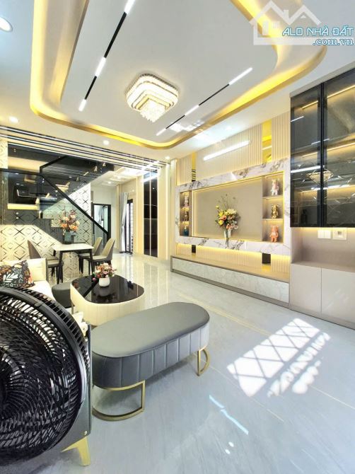 Bán nhà đẹp, nội thất cao cấp Huỳnh Tấn Phát, Nhà Bè, Dt 4x13m, 1 lầu. Giá 4,8 tỷ - 3